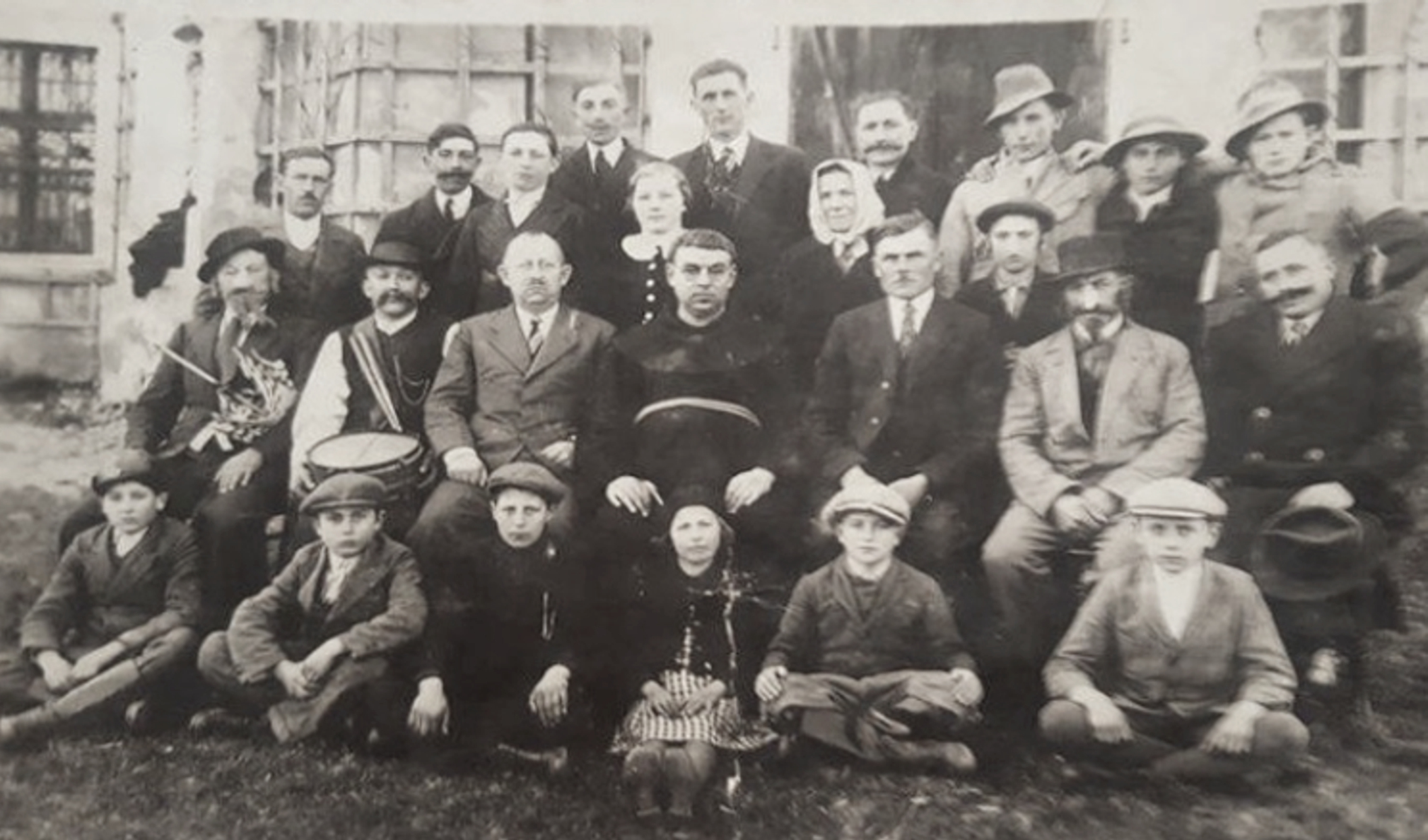 bacsfa-szinjatszar-regen