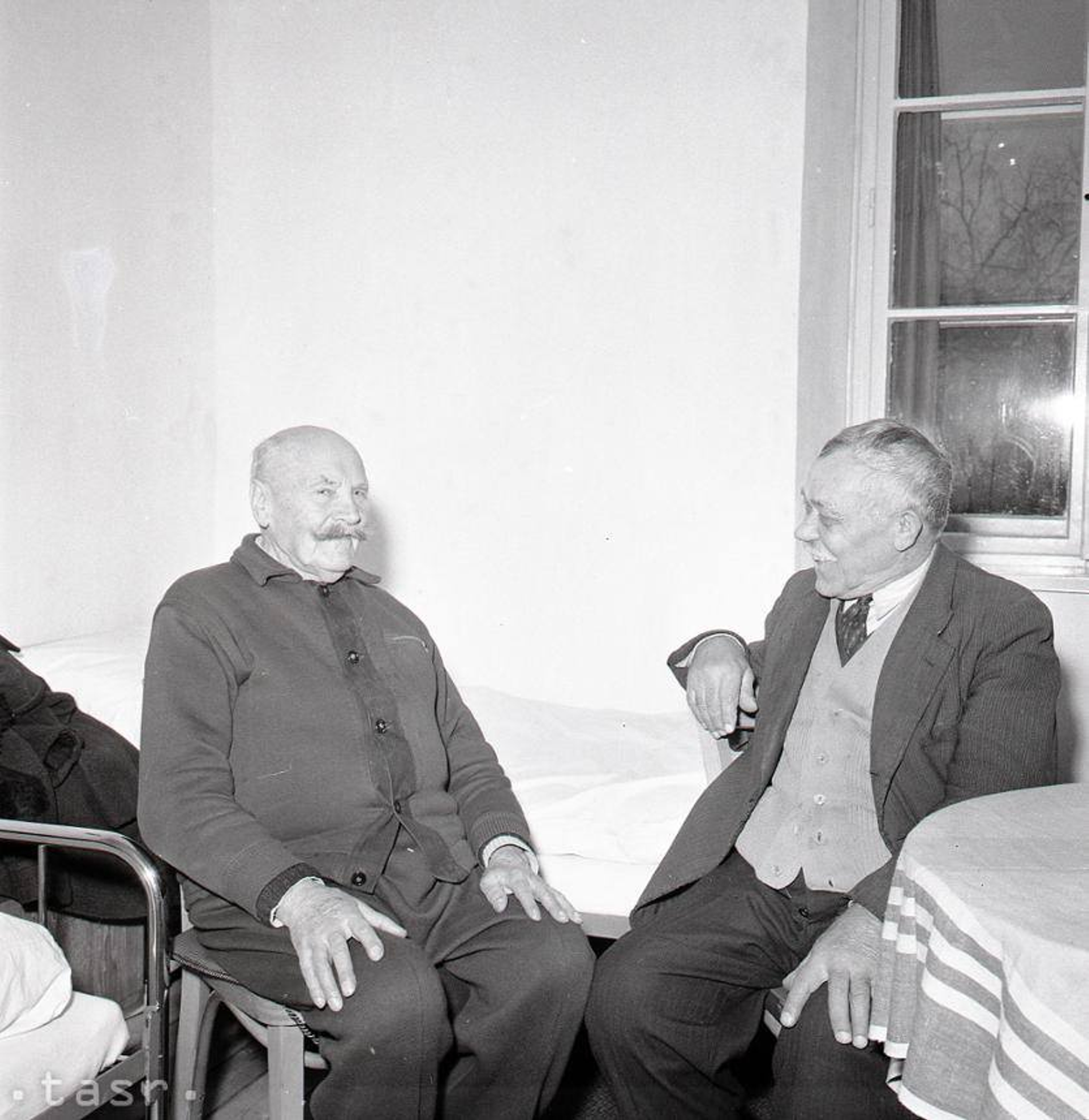 bacsfa-oregotthon-a-kastelyban-1955a