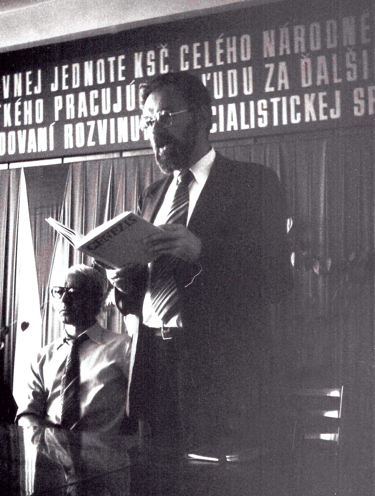 szenc-grendel-tozser-koncsol-kb1982 (4)