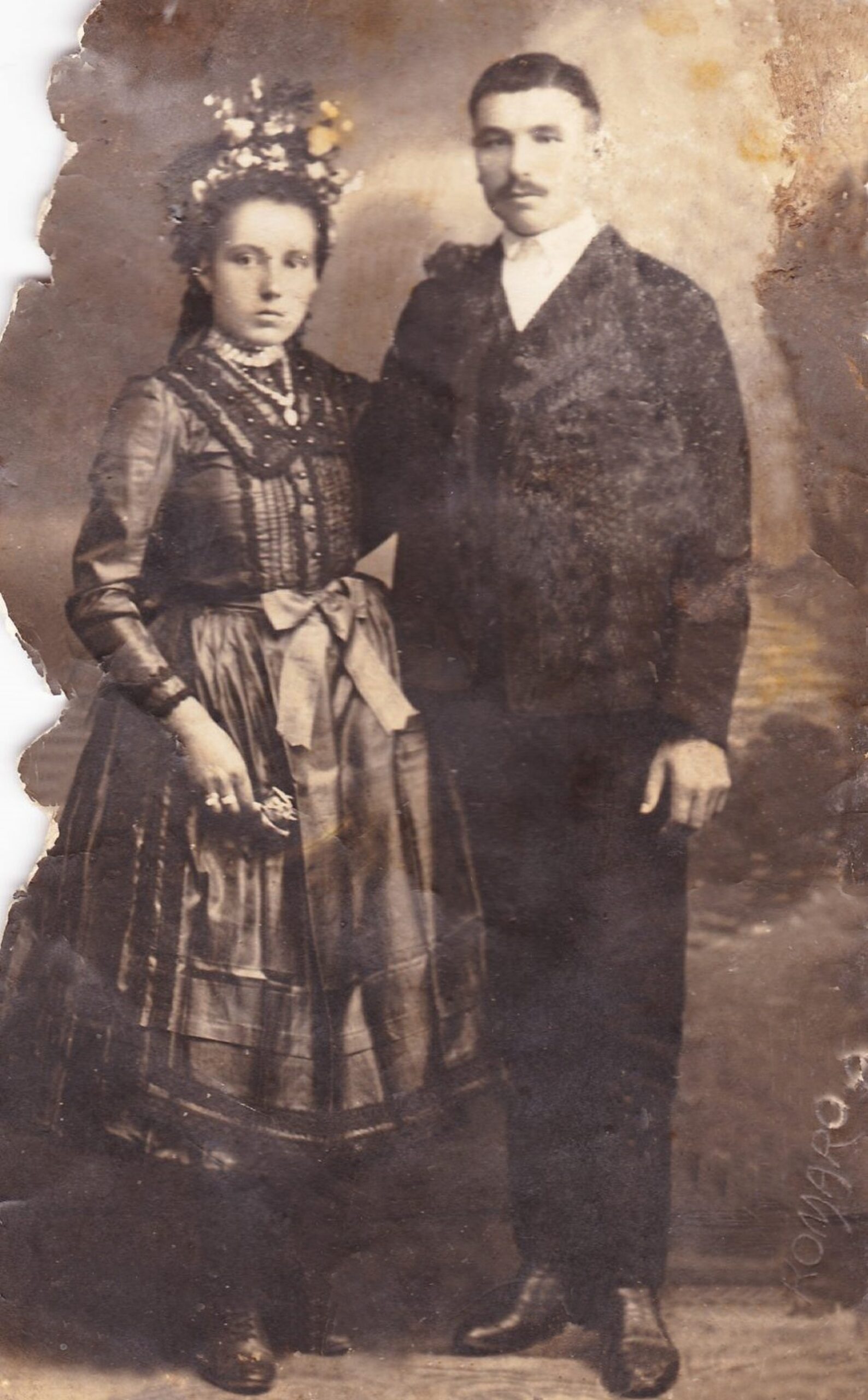 Heteny_Feszti_Lajos_Voros_Lidia