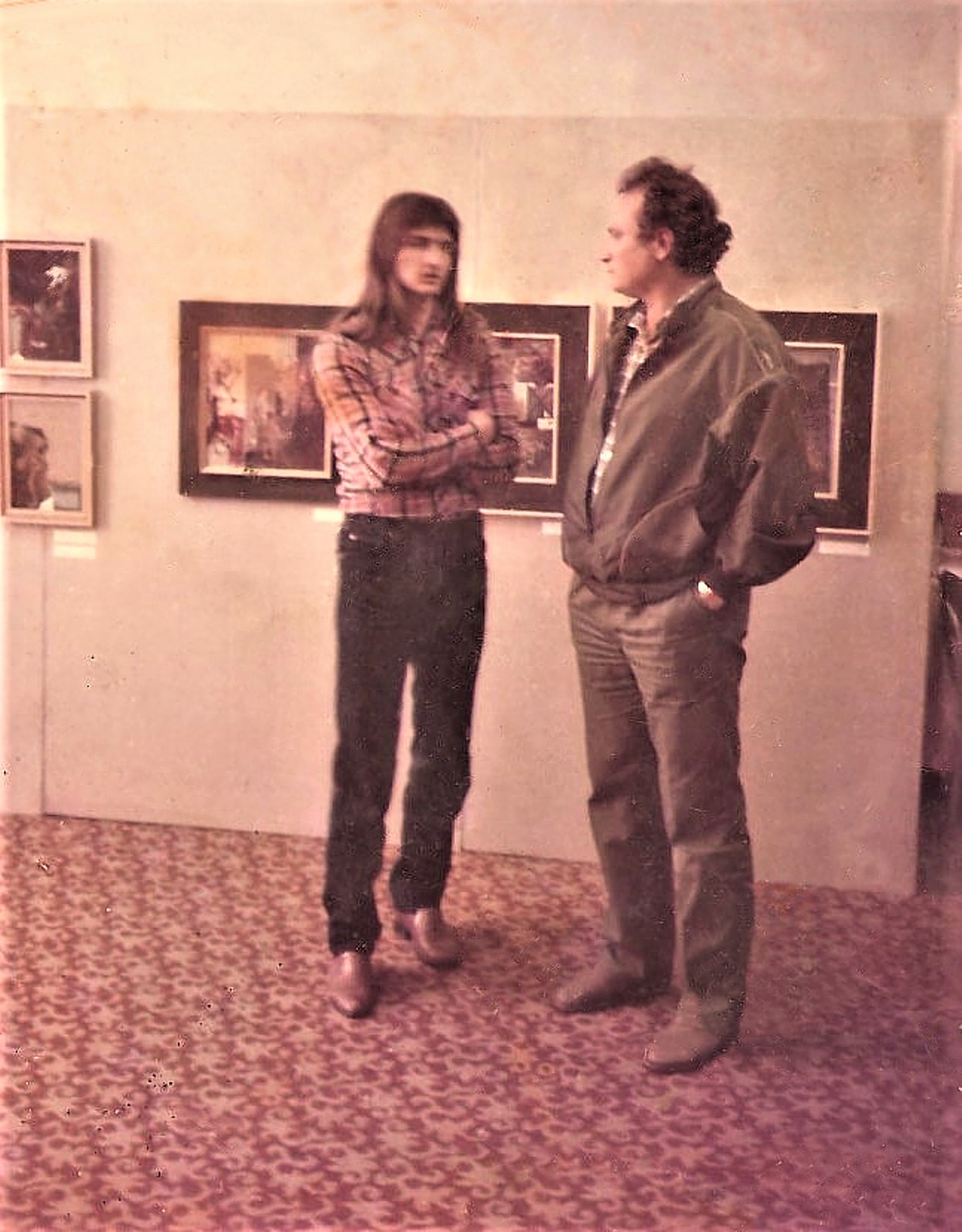 rete-szenyor-uhrovics-feri-kiallitasa-szencen-kb-1983-a