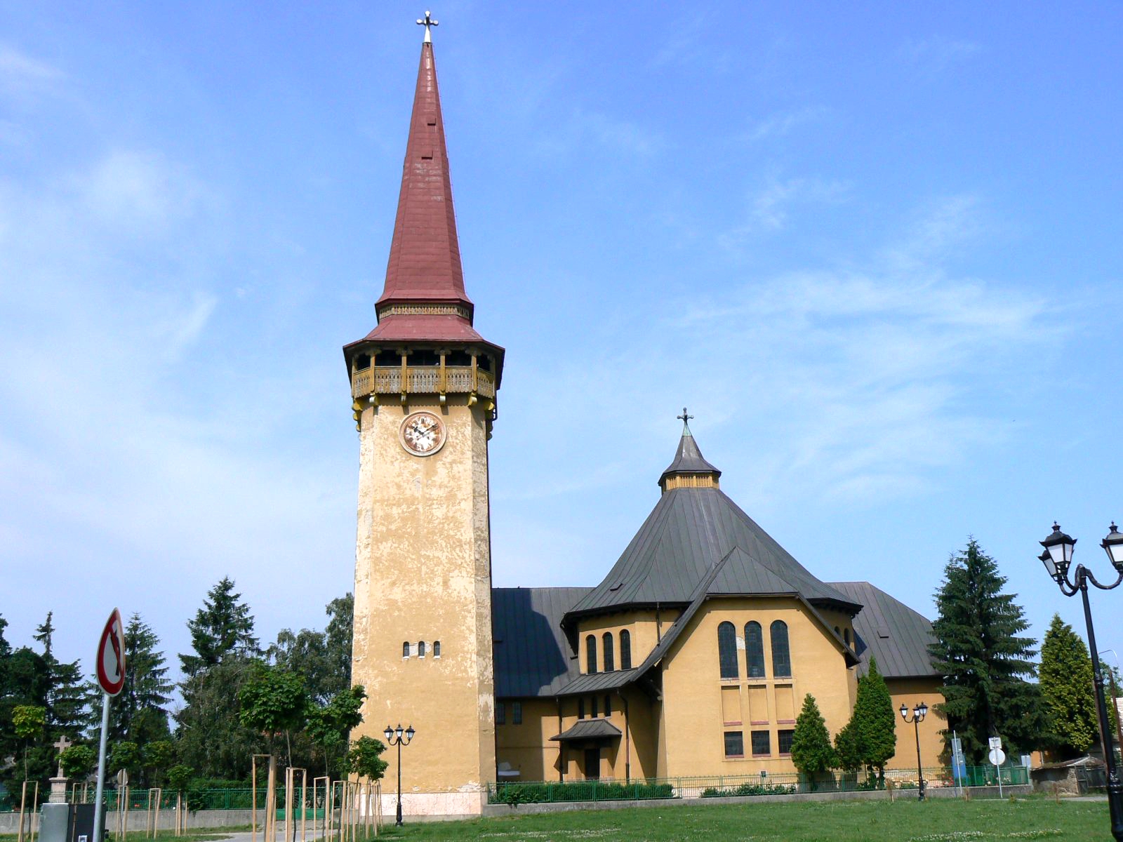 ogyalla-szent-laszlo-templom-foto-reckyne-bogi-adrian-2006-4