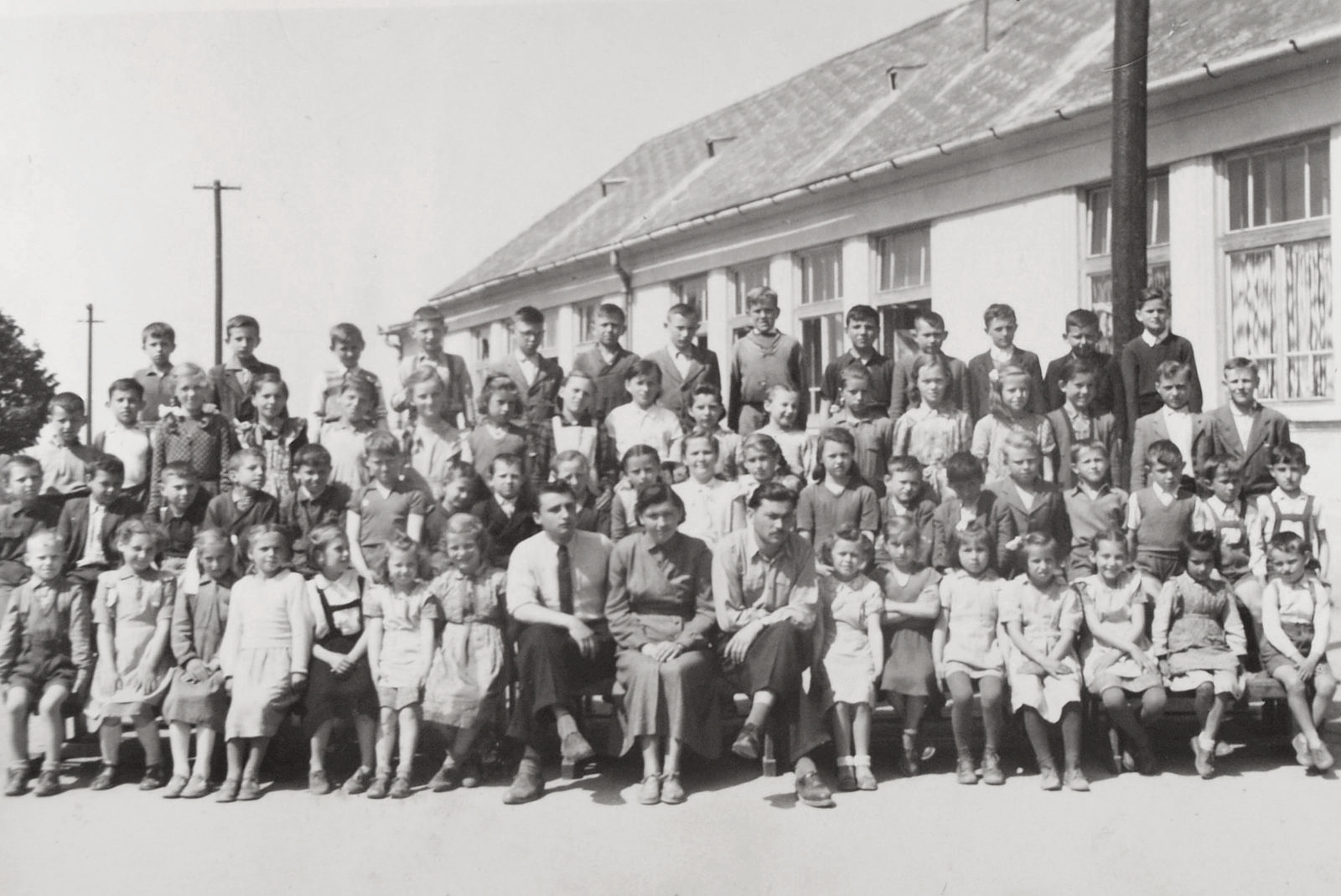 illeshaza-tanevzaro-1952