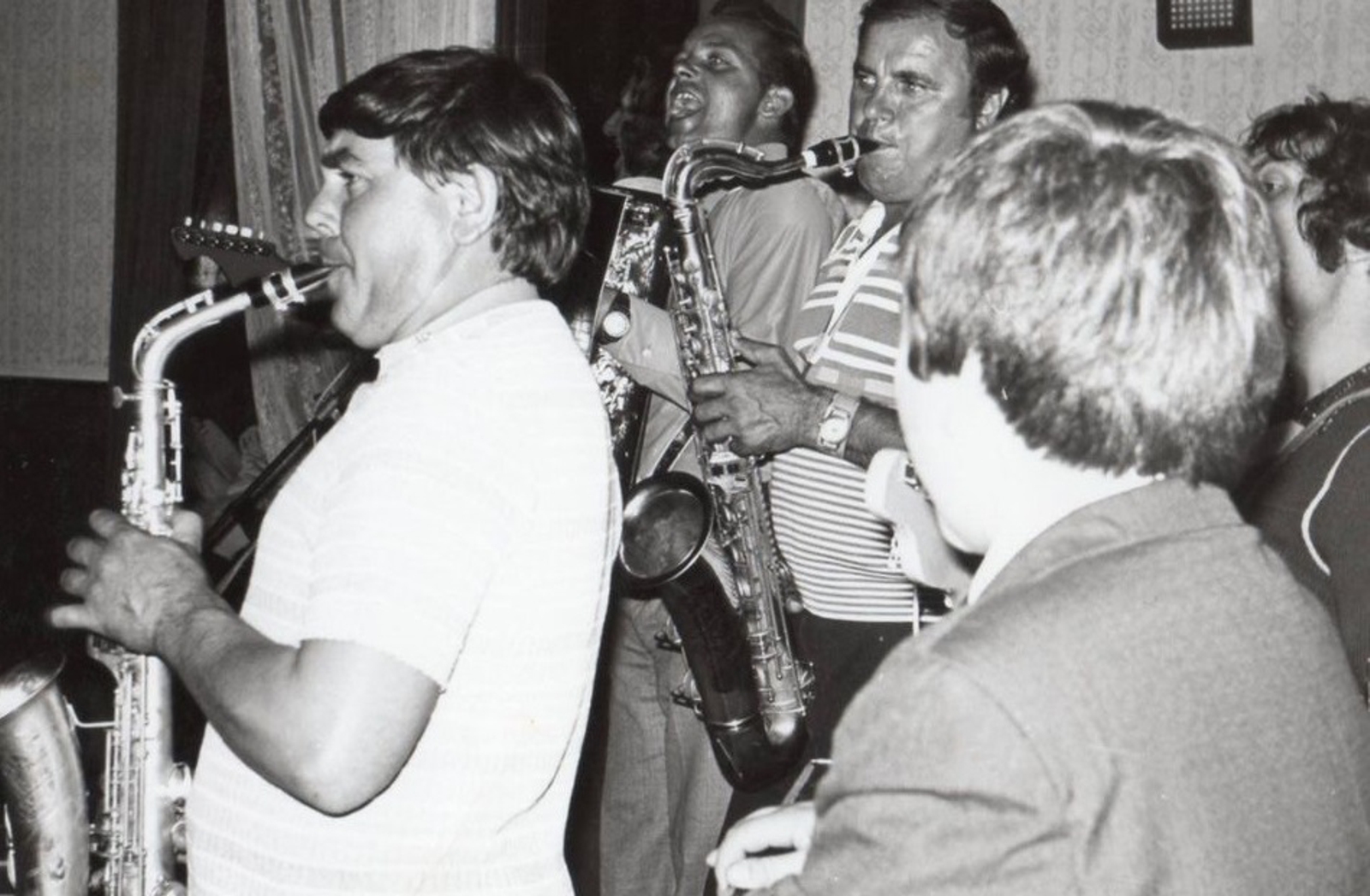 vaga-lakodalmi-zeneszek-a