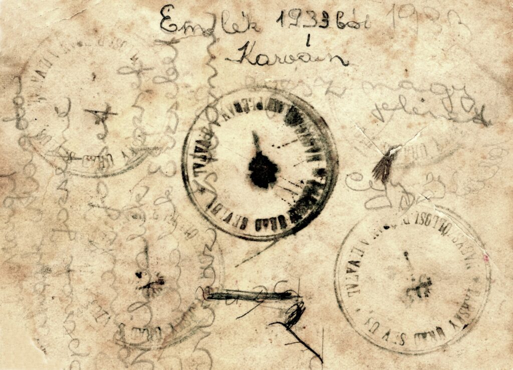 Karva_Psenak_haz_fenykep_hatulja