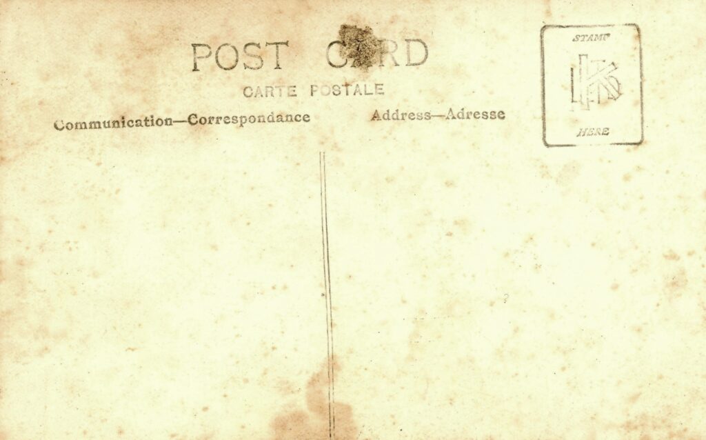 Karva_Kovacs_Maria_fenykep_hatulja