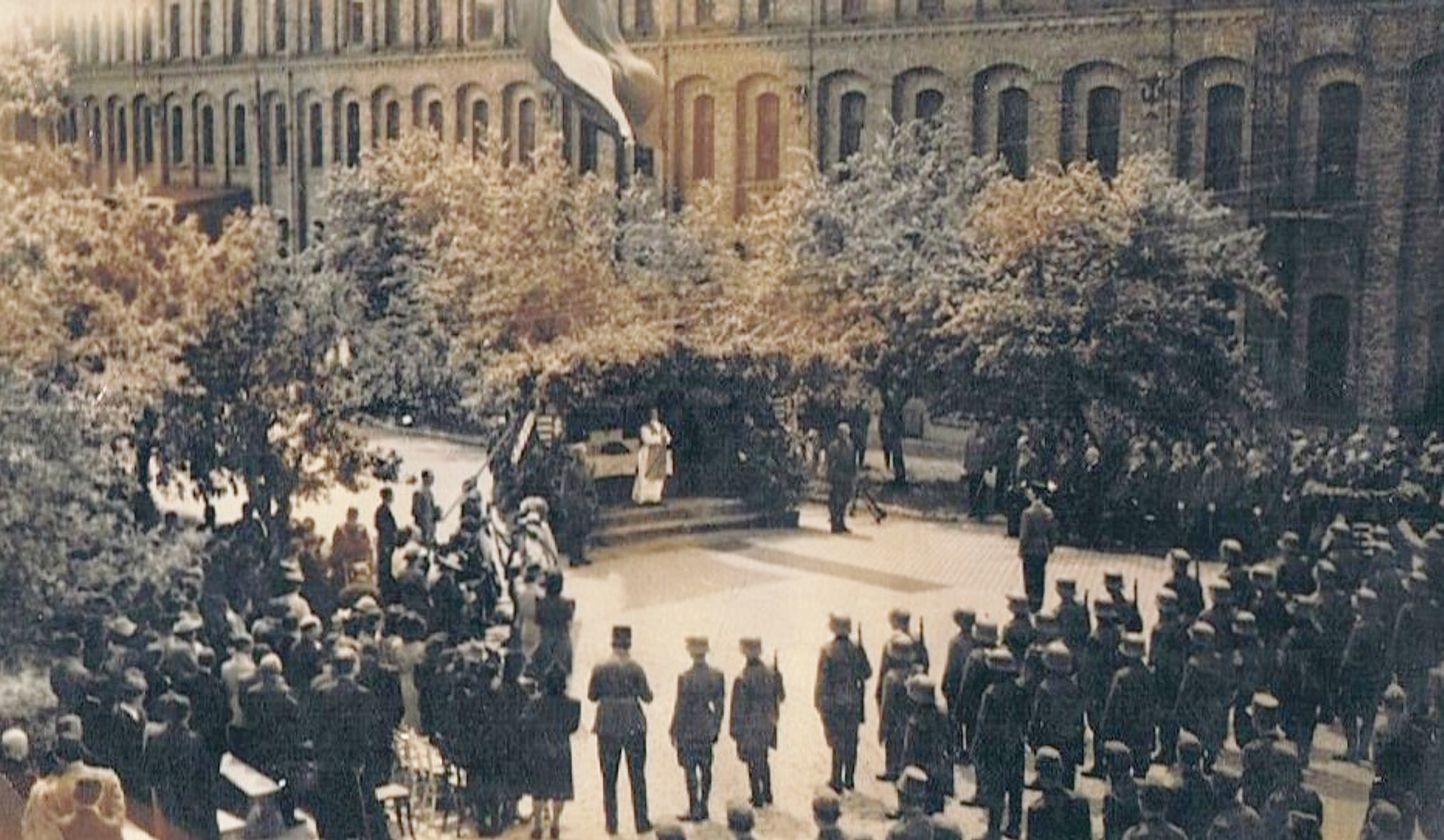 komarom-visszateres-utan