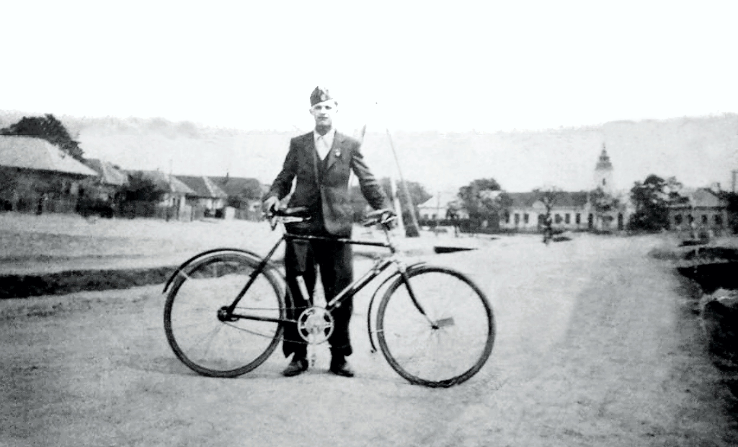 nagyolved-levente-biciklivel