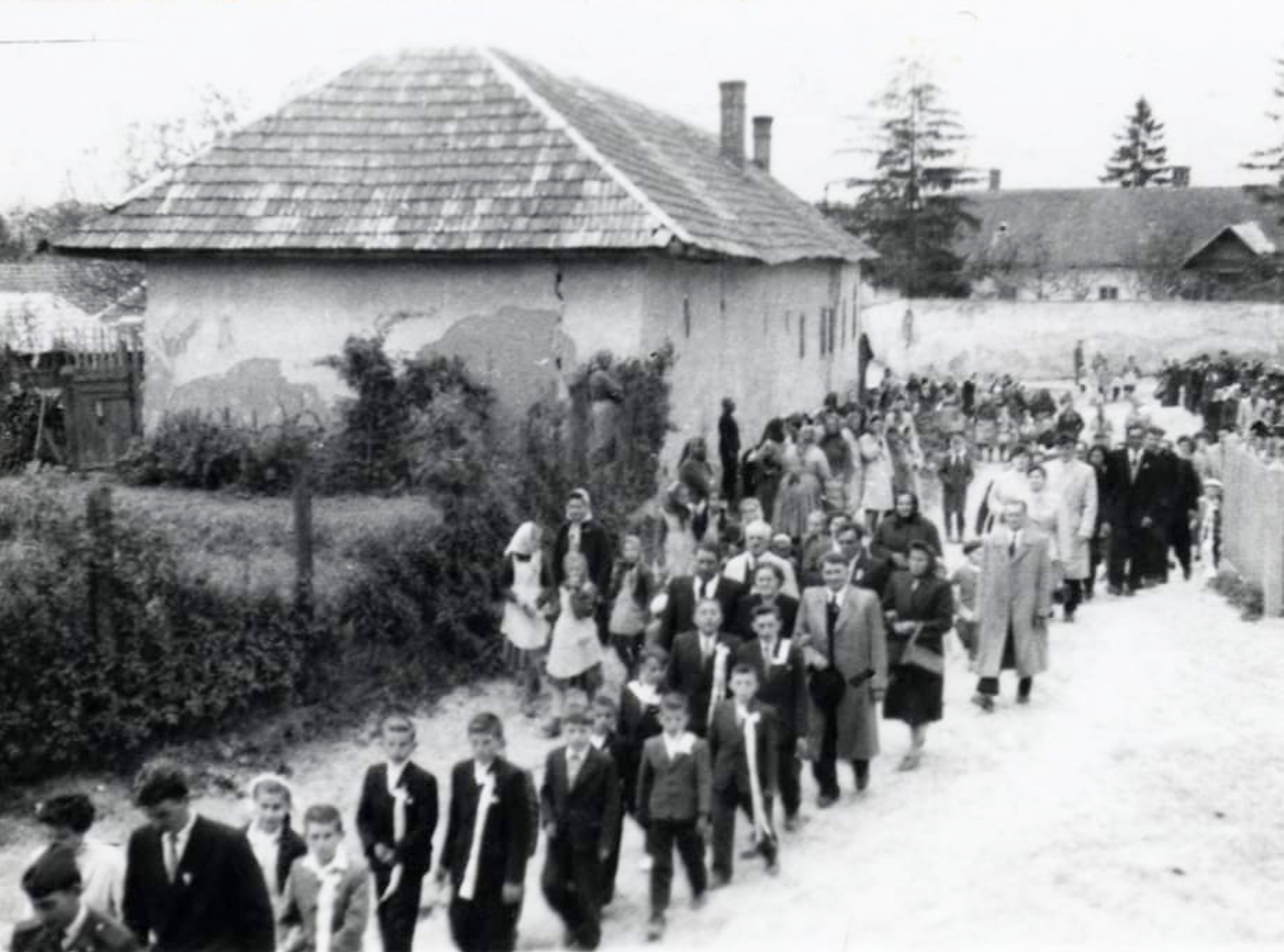 nagyolved-lakodalmi-menet-cca-1955