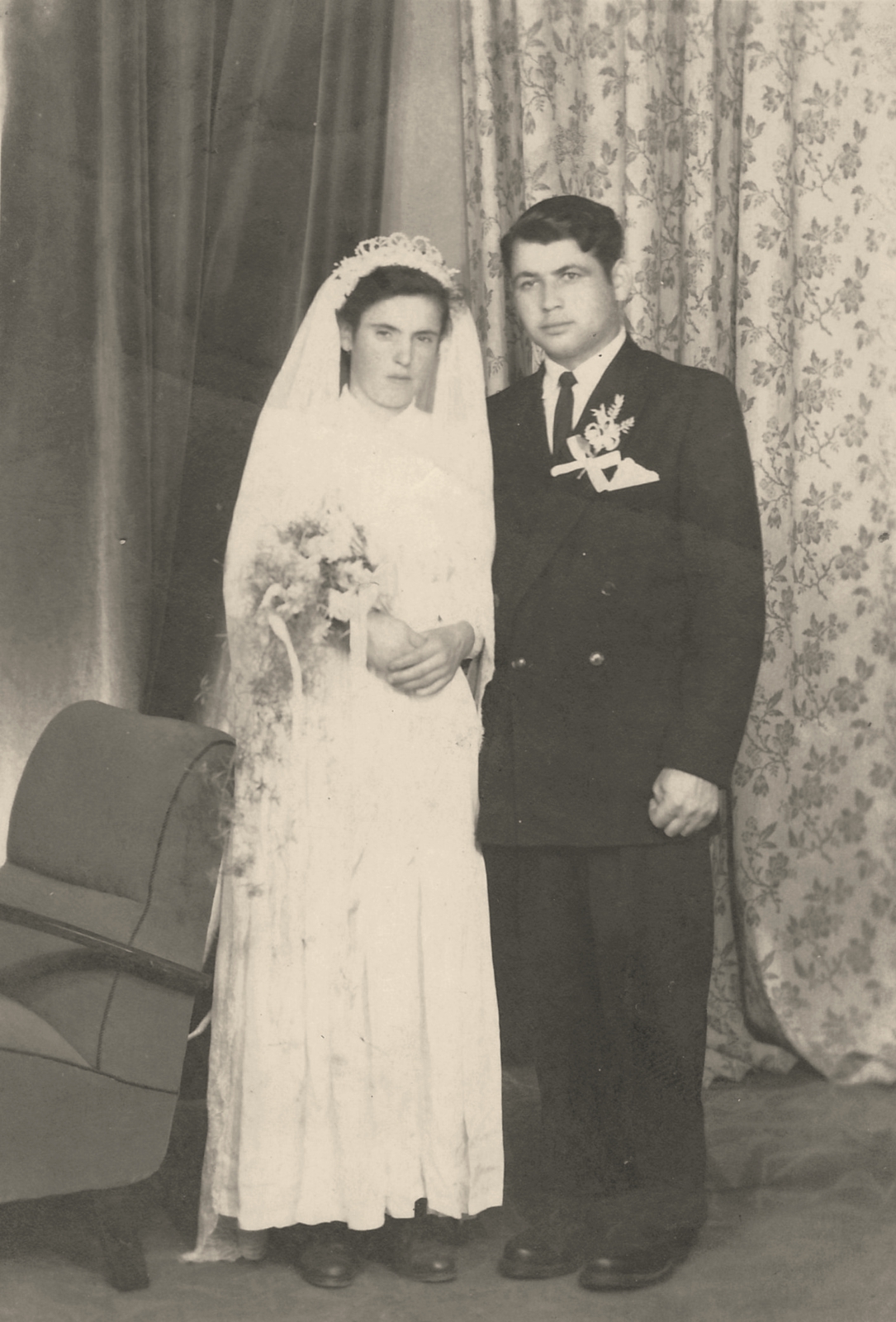 LengyelJulianna_HenczMiklos_1958_Heteny-scaled