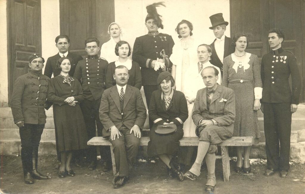 ogyalla-szinjatszas-1930-as-evek-csemadok-archivum-ihasz-zs-1