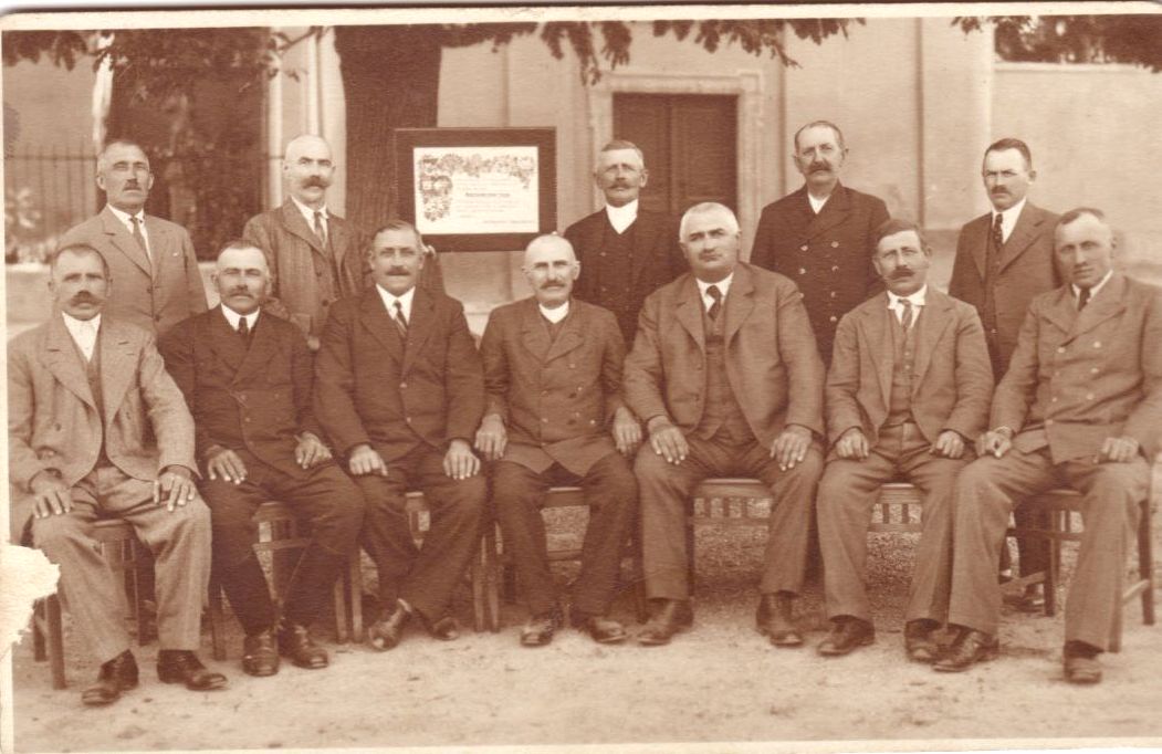 Csicsó község elöljárói