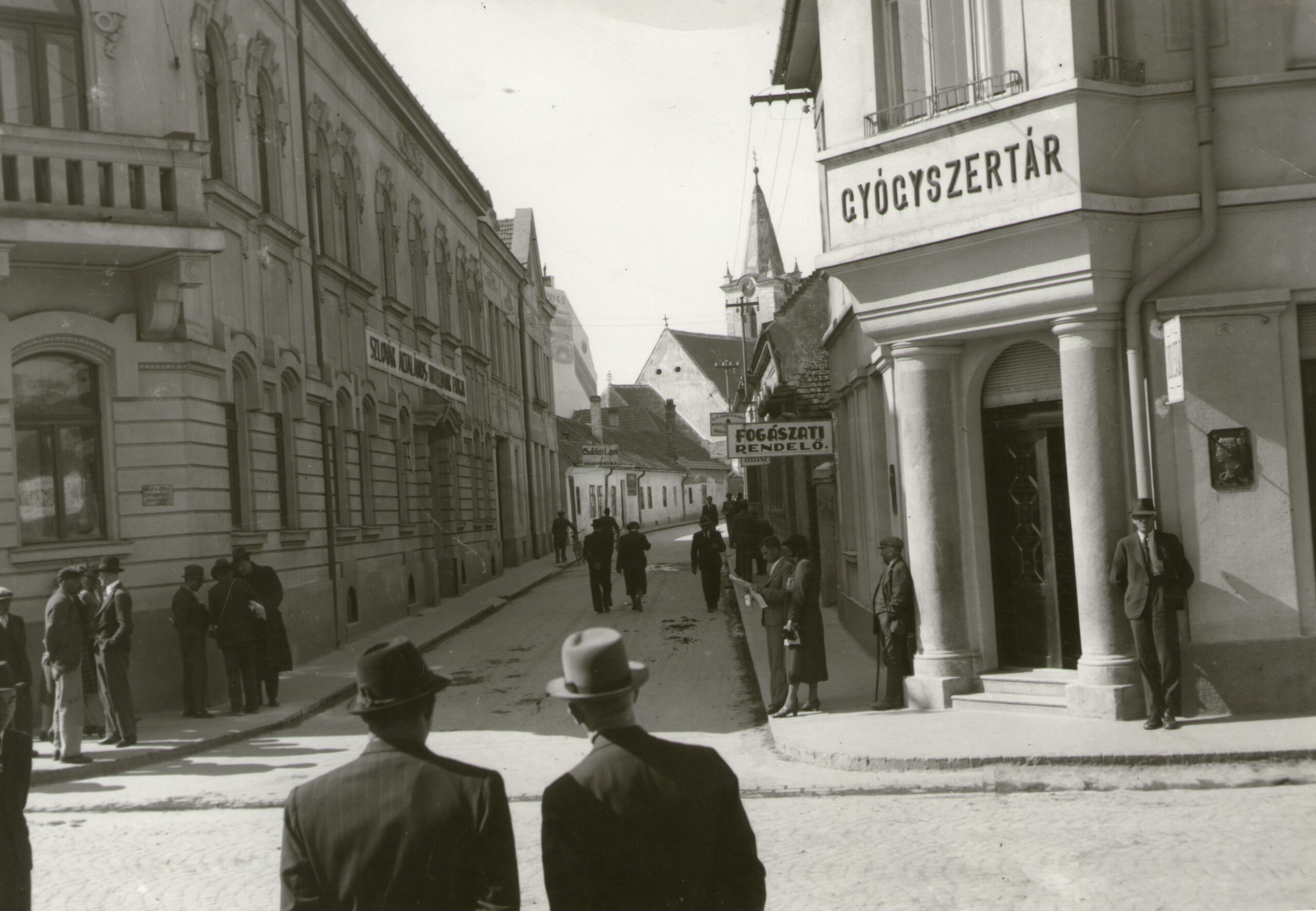 A Patika utca az 1930-as évek legvégén