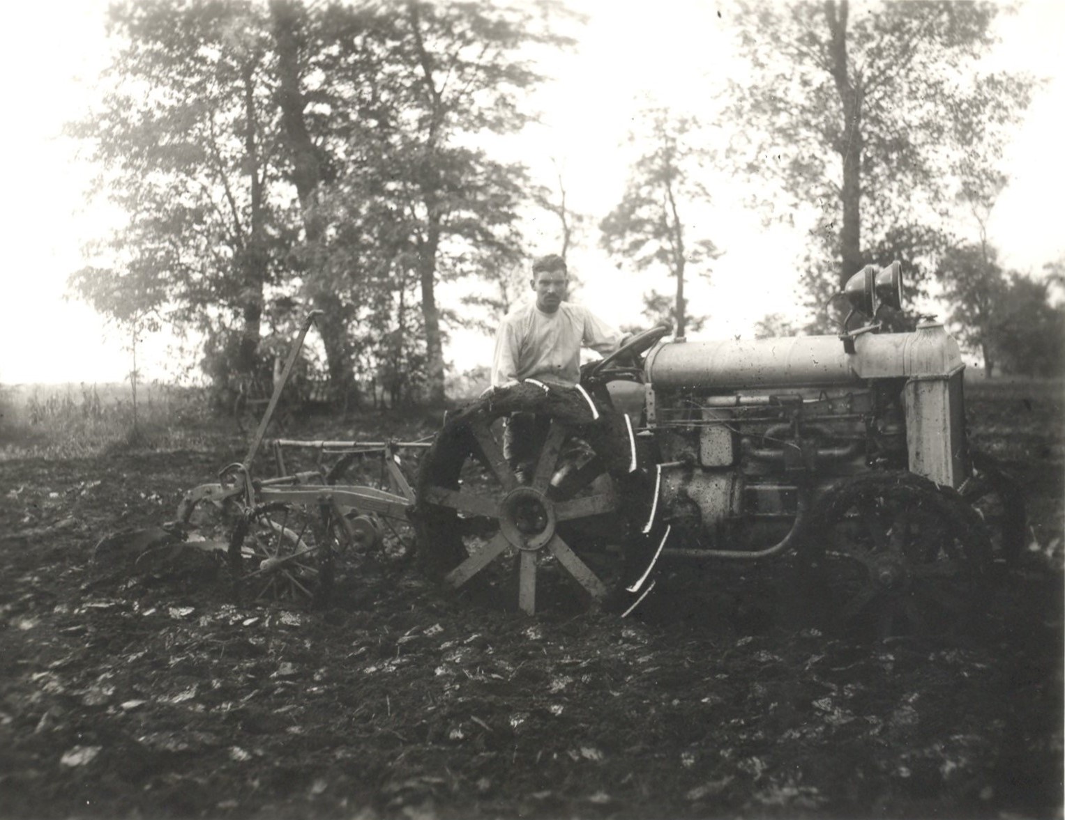 ogyalla-psenak-istvan-traktorja