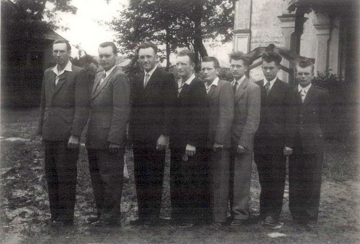 nemesradnot-a-radnoti-legenyek-13a