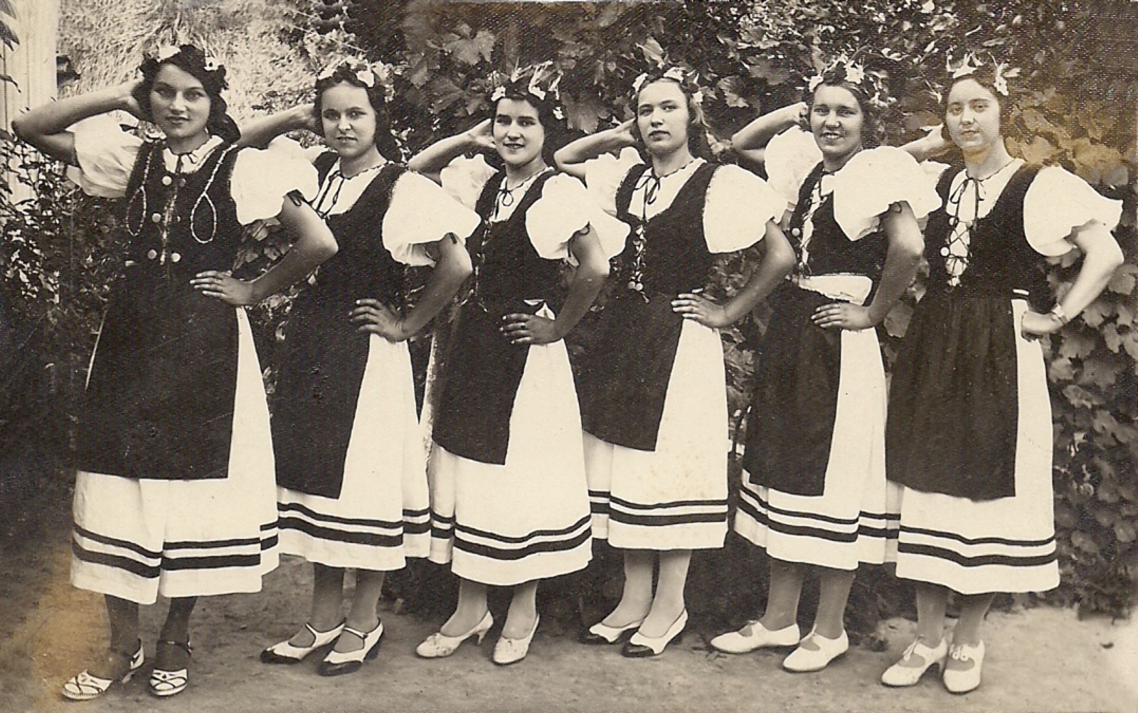 nagymegyeri-tanccsoport-1936a