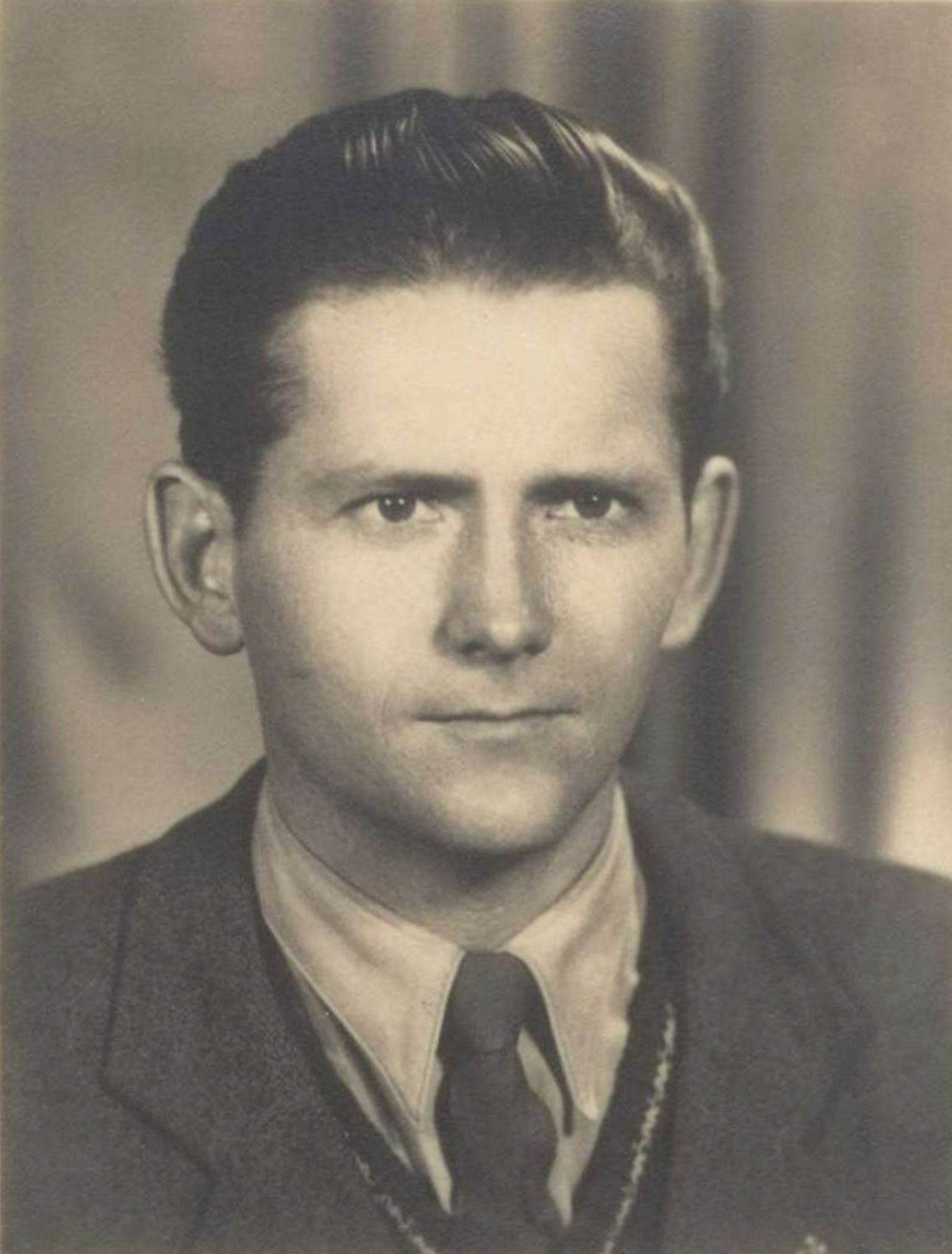 Pósa Zoltán ifjúkori fényképe