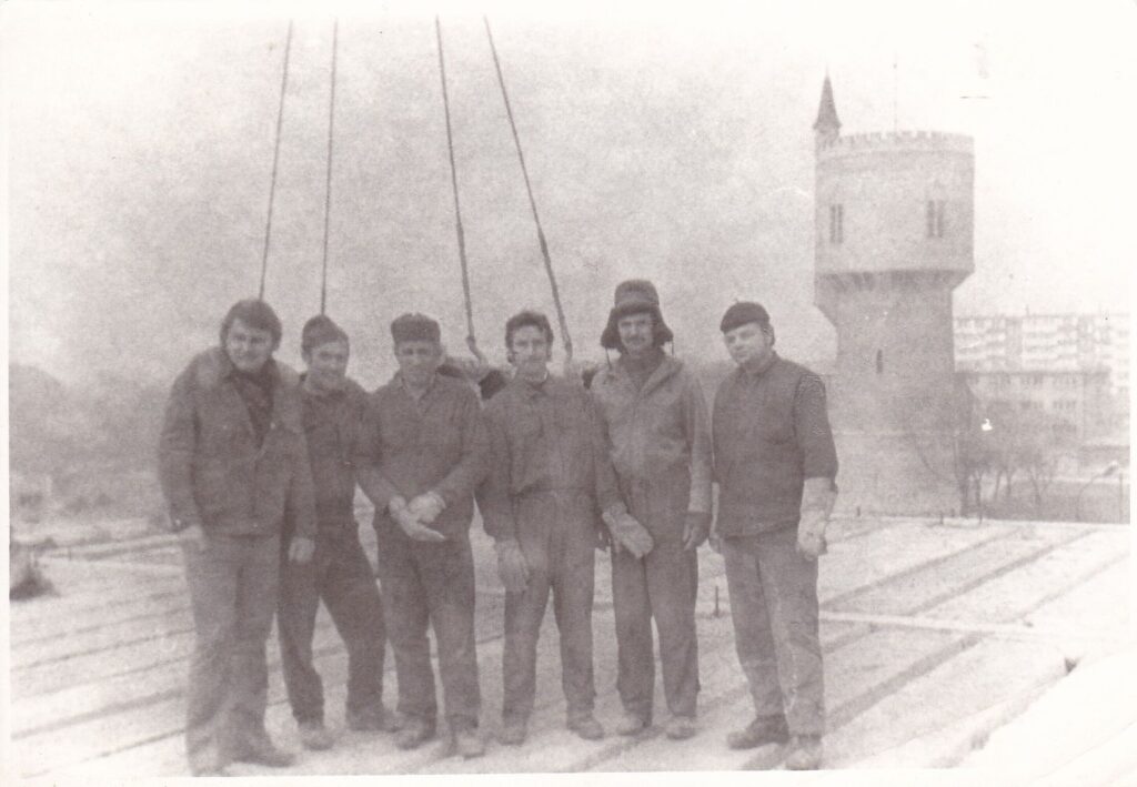 Komáromi gépipari szakközépiskola építése