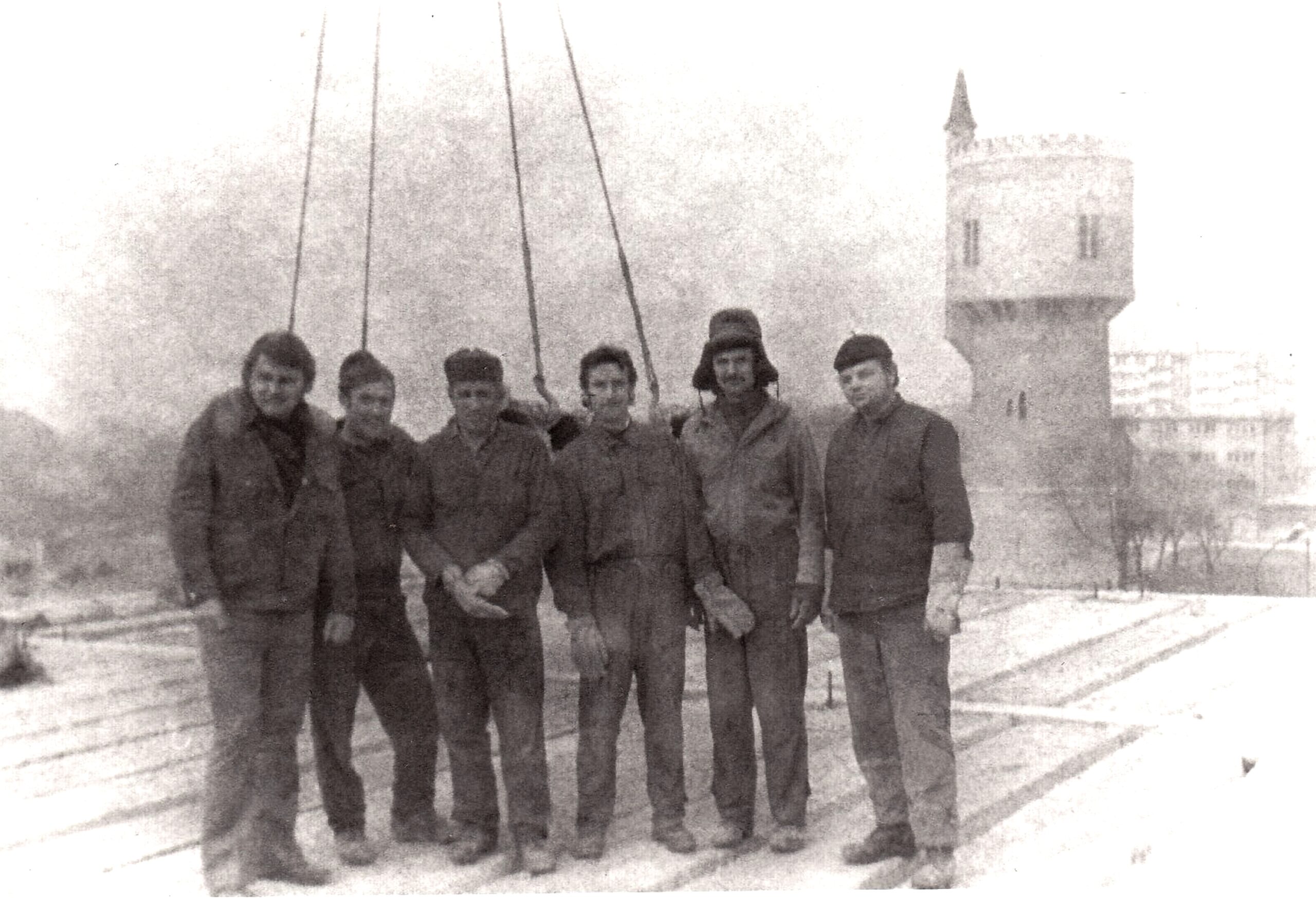 csicsi-komaromi-iskola-epites