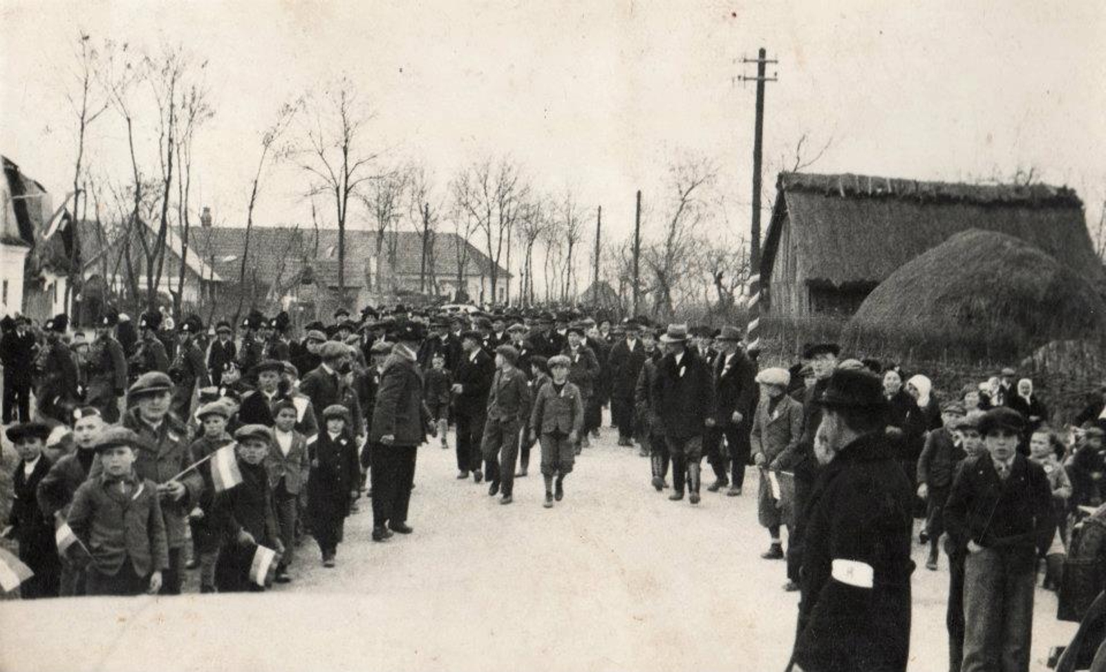 vaga-honved-bevonulas-1