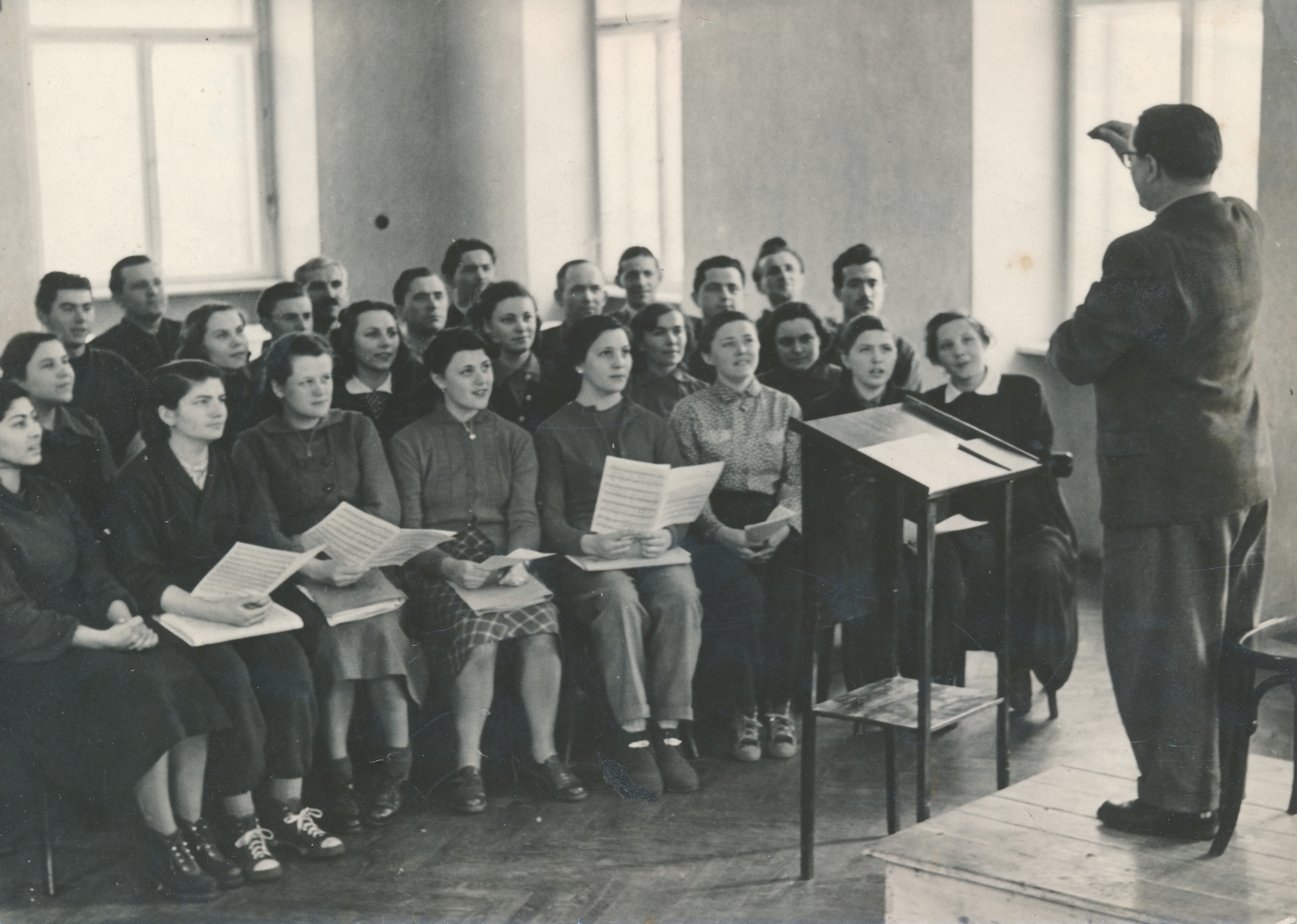 nepes-1954-szijjarto-jeno (1)