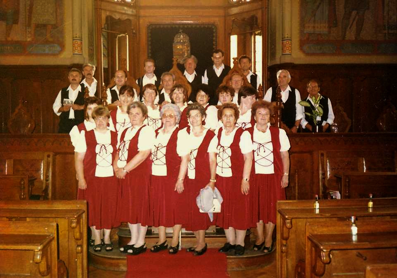 felsoszeli-kecskemeten-enekkar