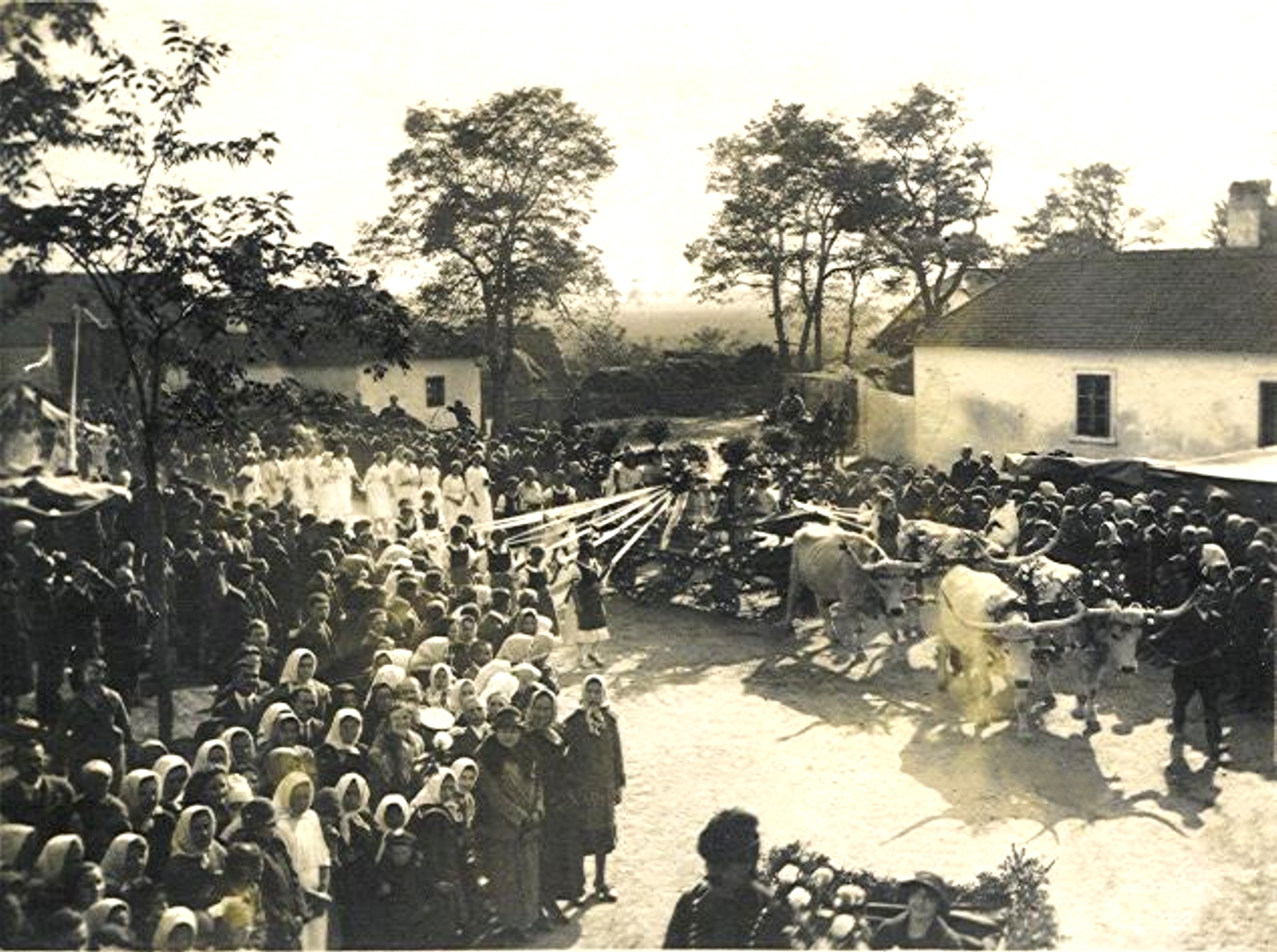 felsoszeli-harangok-hazahozatala