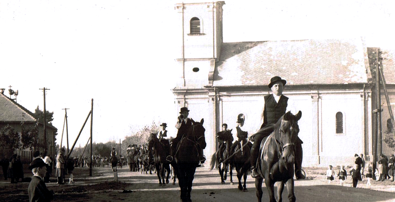 kohidgyarmat-szureti-felvonulas-3a