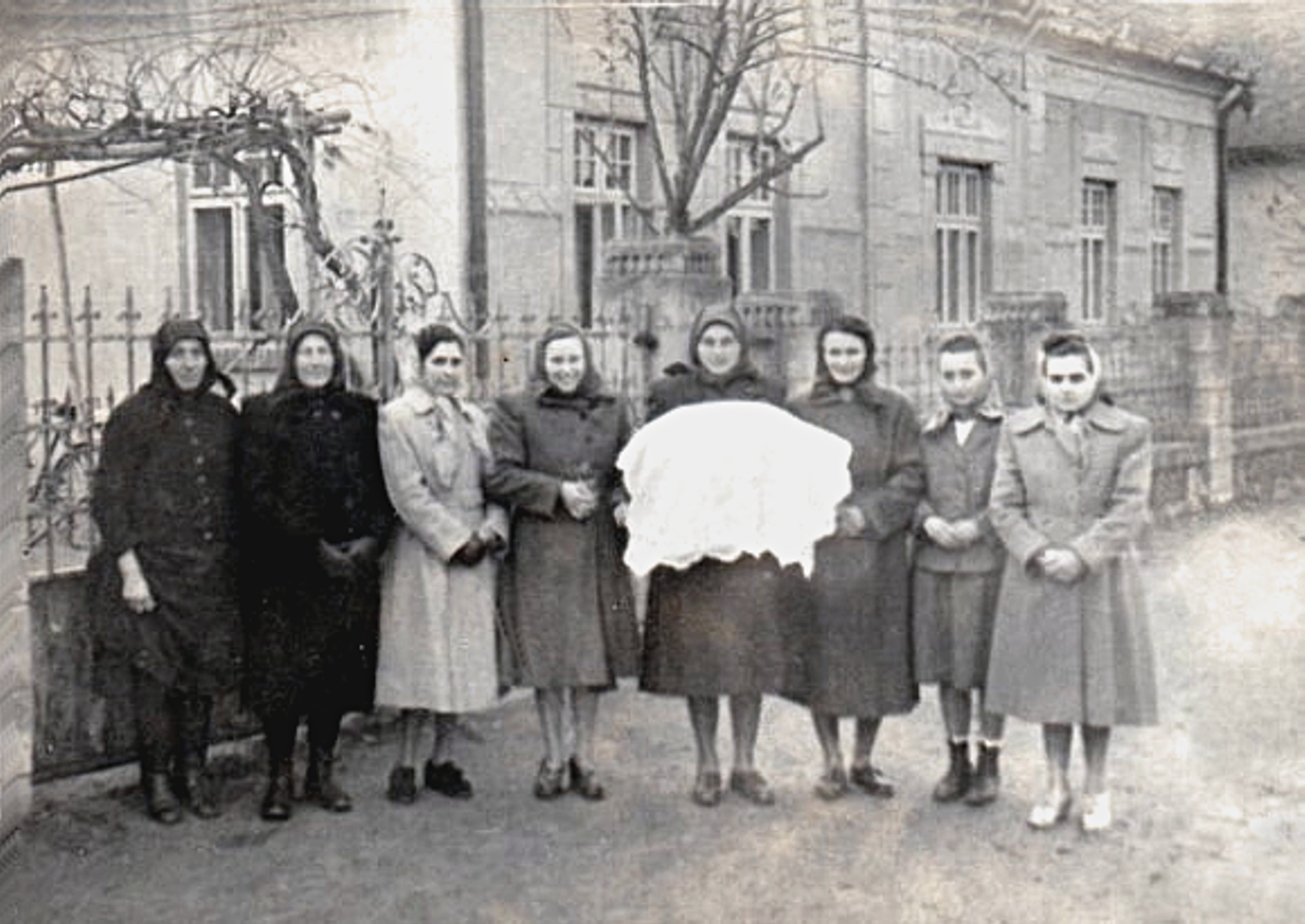 heteny-keresztelo-zajos-joska