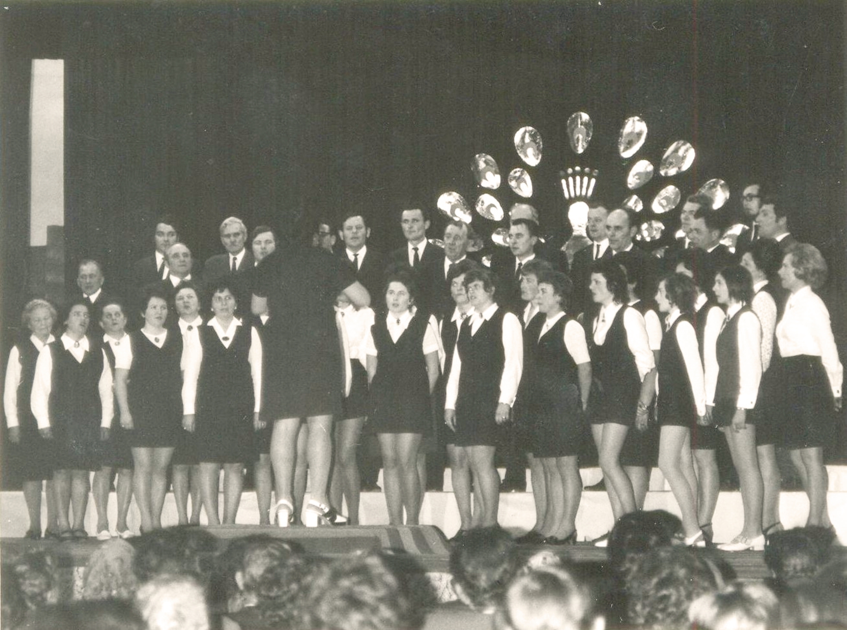 csemadok-ogyalla-vegyeskar-fellepes-ogyallai-kulturhaz