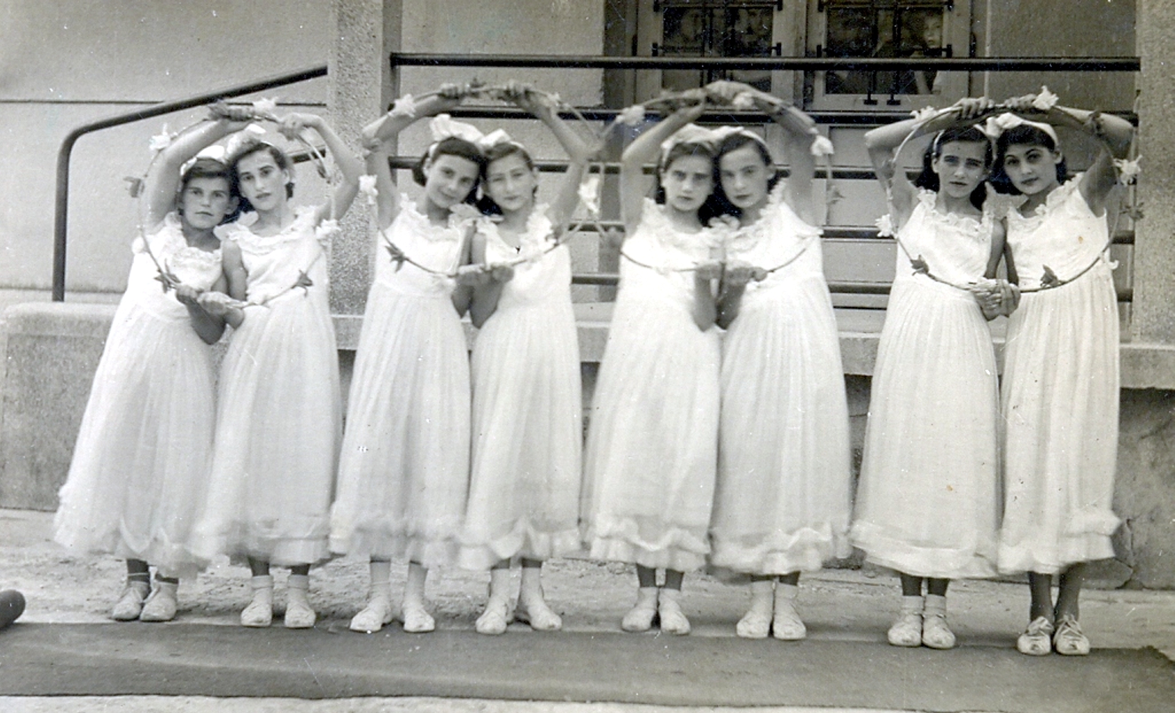 felsoszeli-csipkerozsika-tancosok